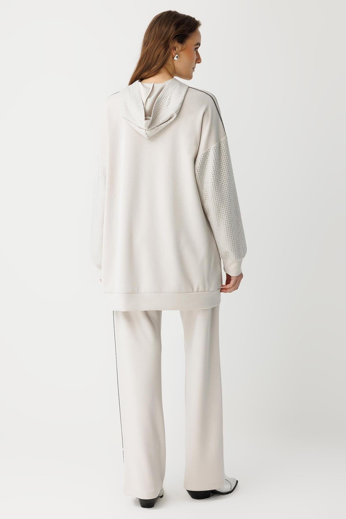 Işıltı Detaylı Kapüşonlu Ceket Ve Pantolon Takım