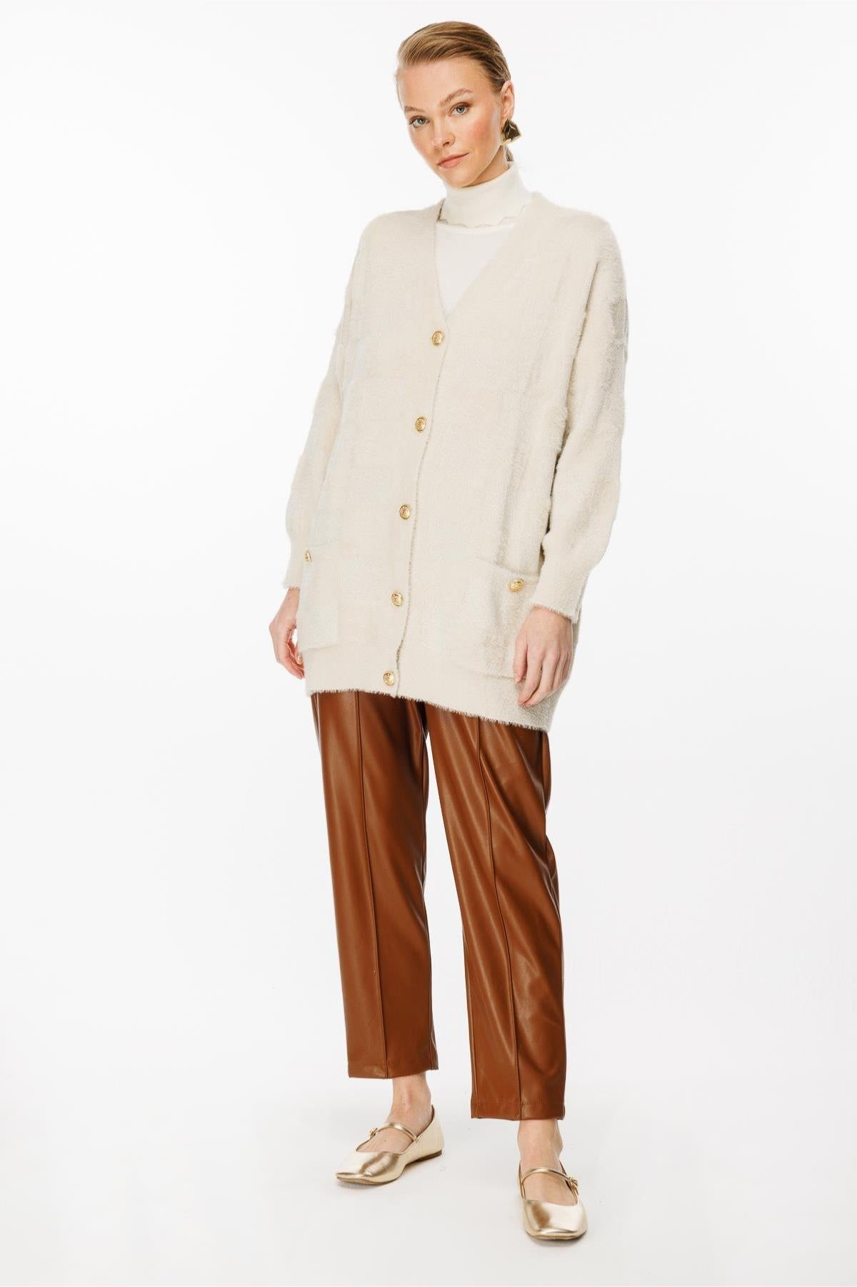 Self-Patterned Knitwear Cardigan