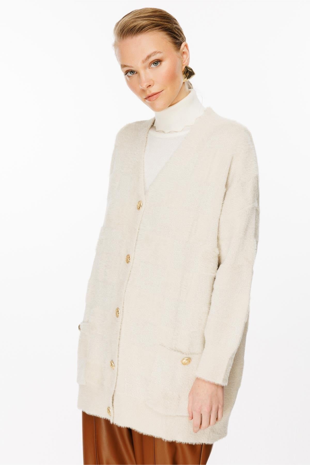 Self-Patterned Knitwear Cardigan