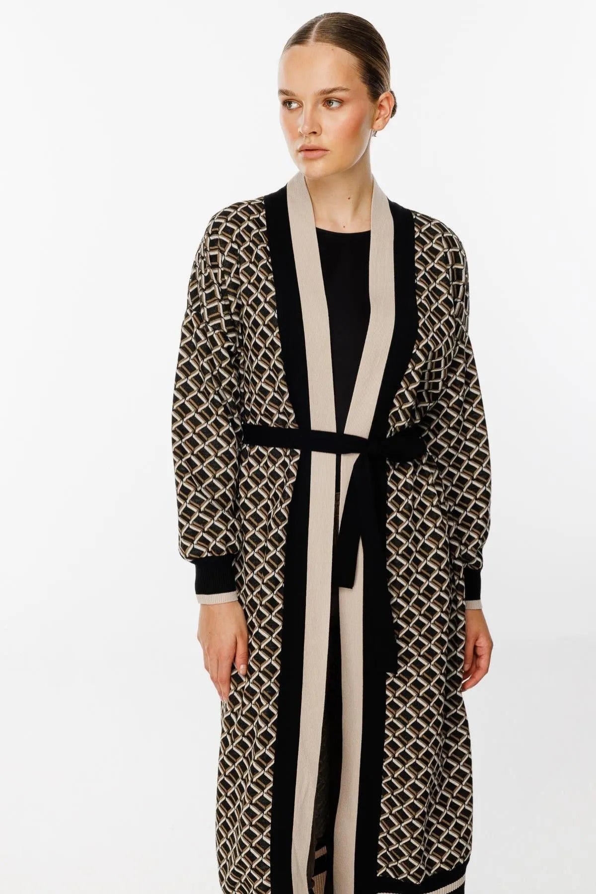 Square Patterned Long Knitted Cardigan