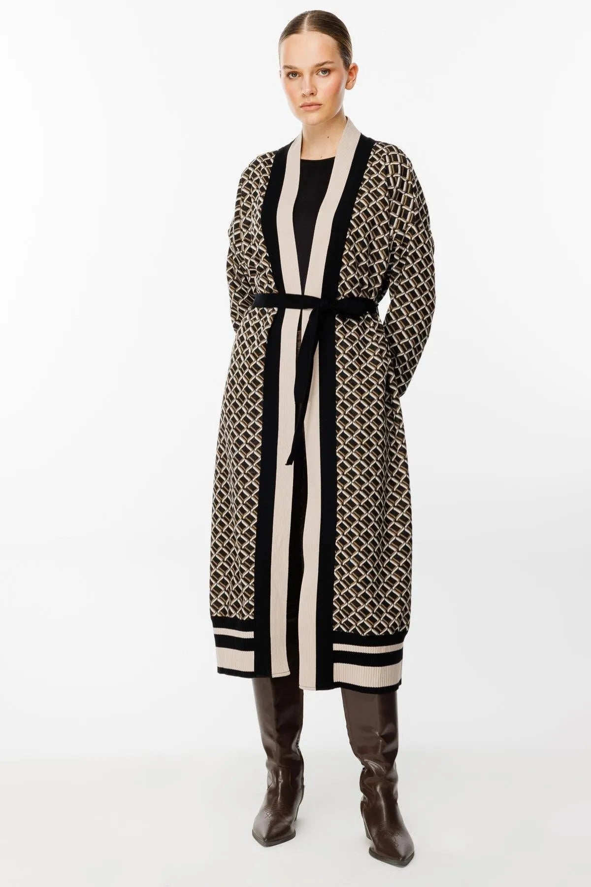Square Patterned Long Knitted Cardigan