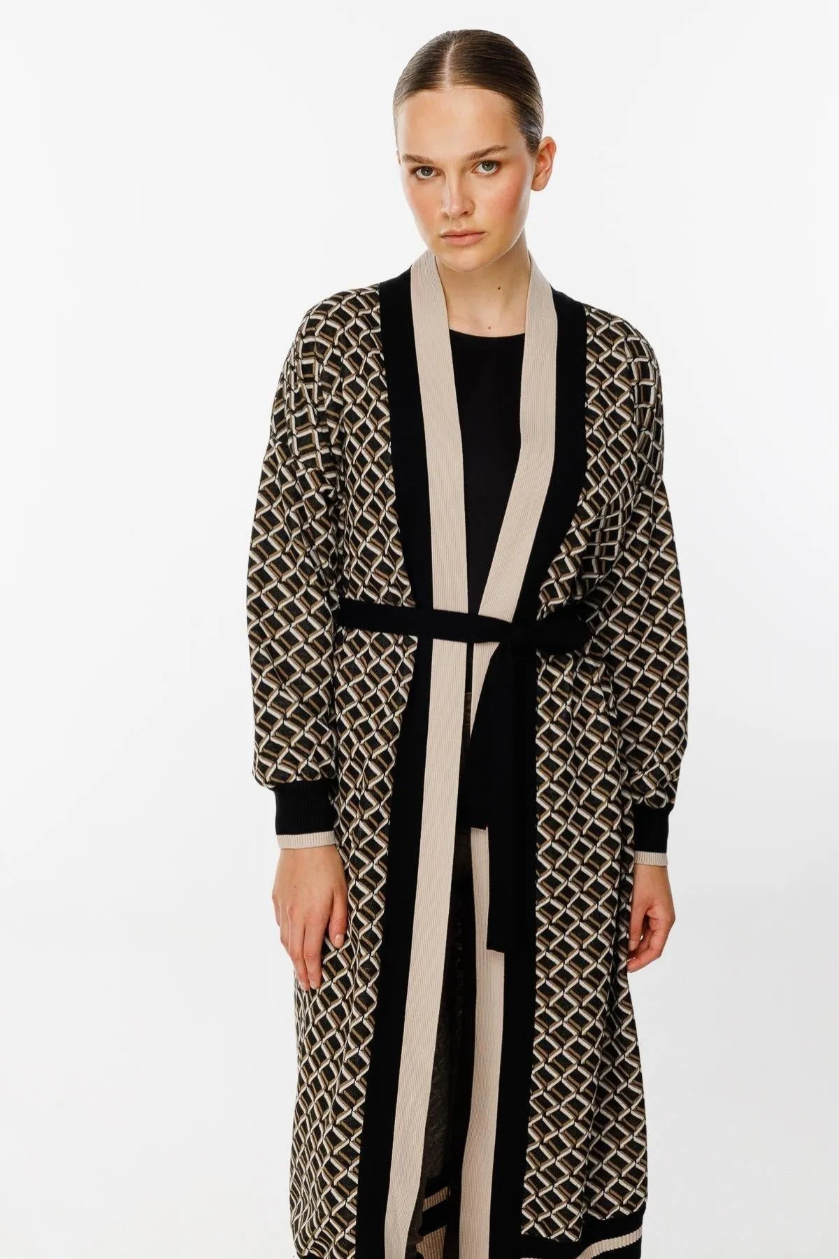 Square Patterned Long Knitted Cardigan