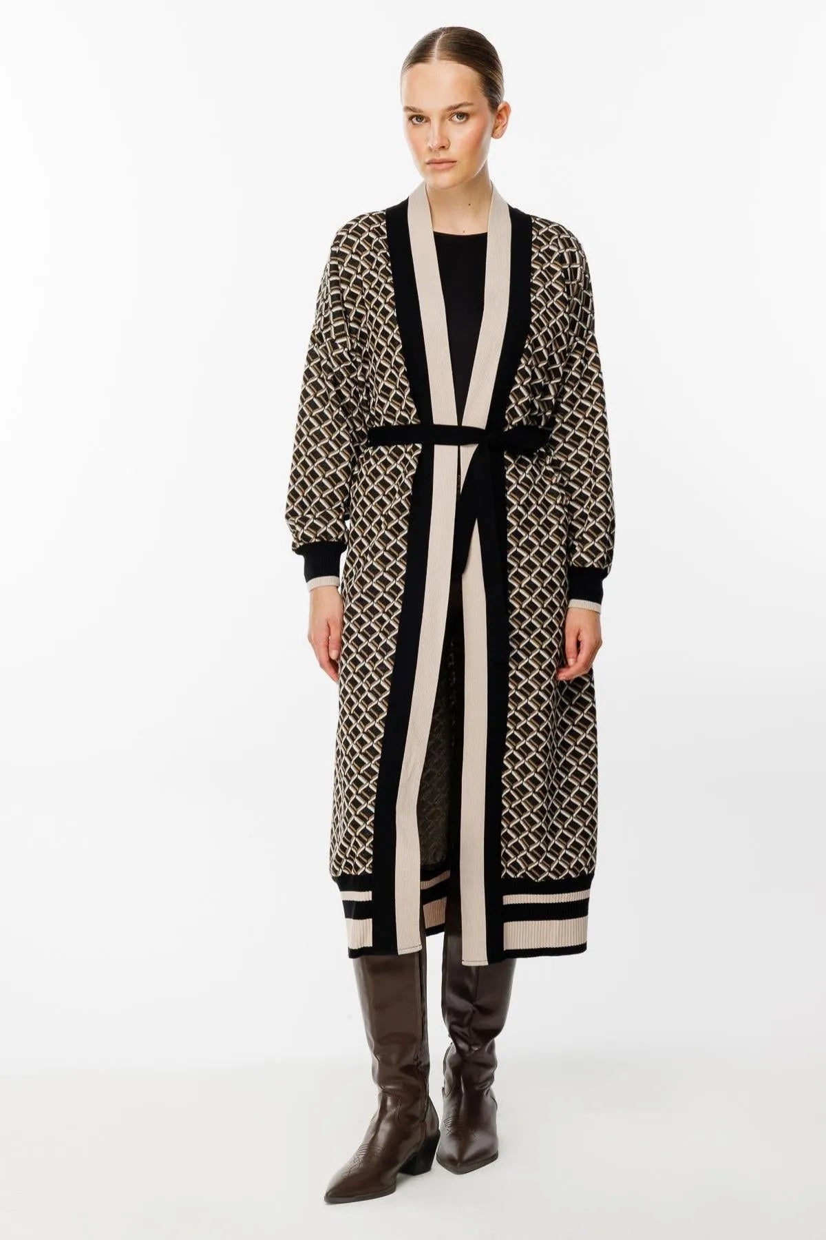 Square Patterned Long Knitted Cardigan