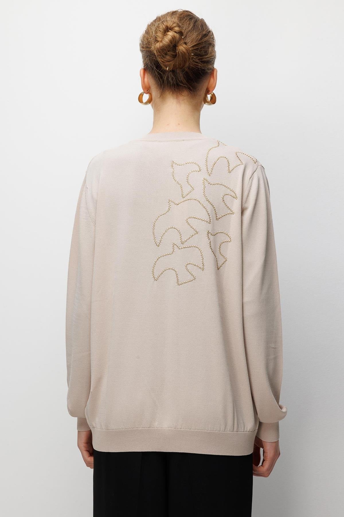 Kuş Deseni İşlemeli Triko Hırka