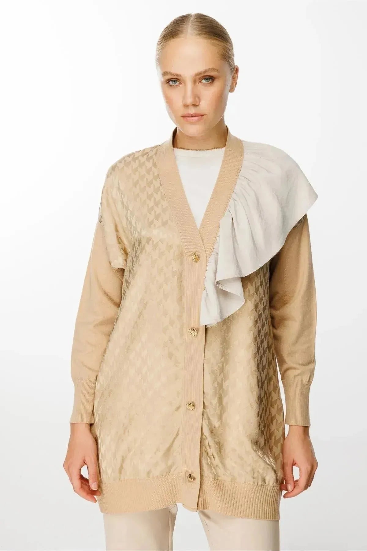Ruffle Detailed Cardigan