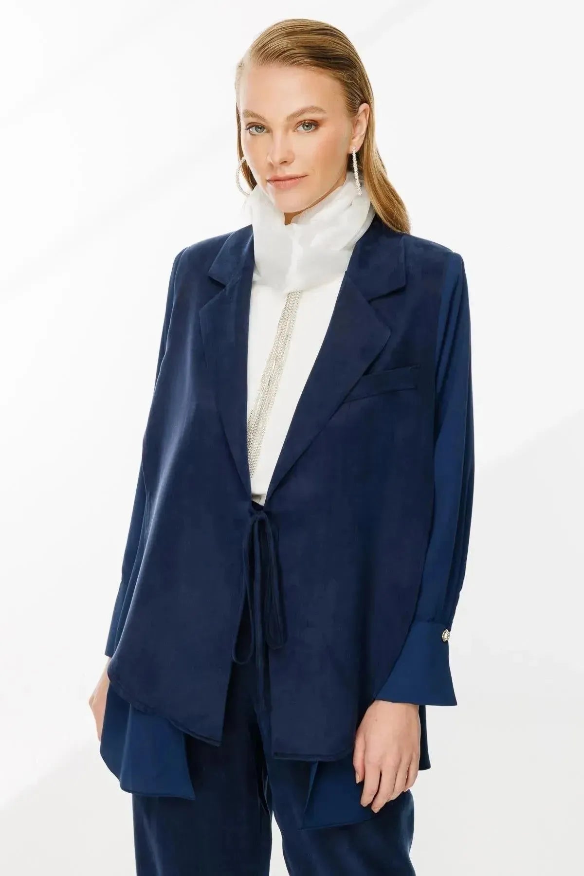 Tied Jacket and Trousers Double Suit