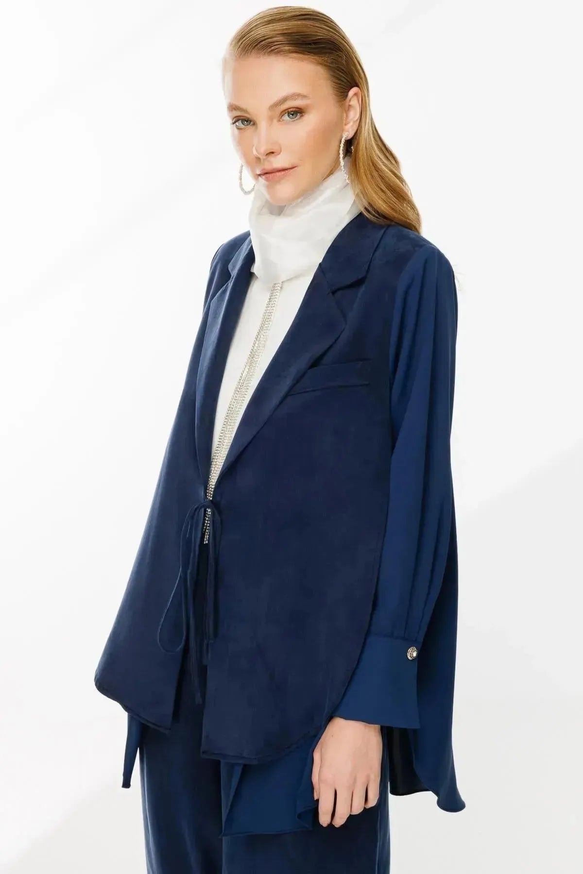 Tied Jacket and Trousers Double Suit