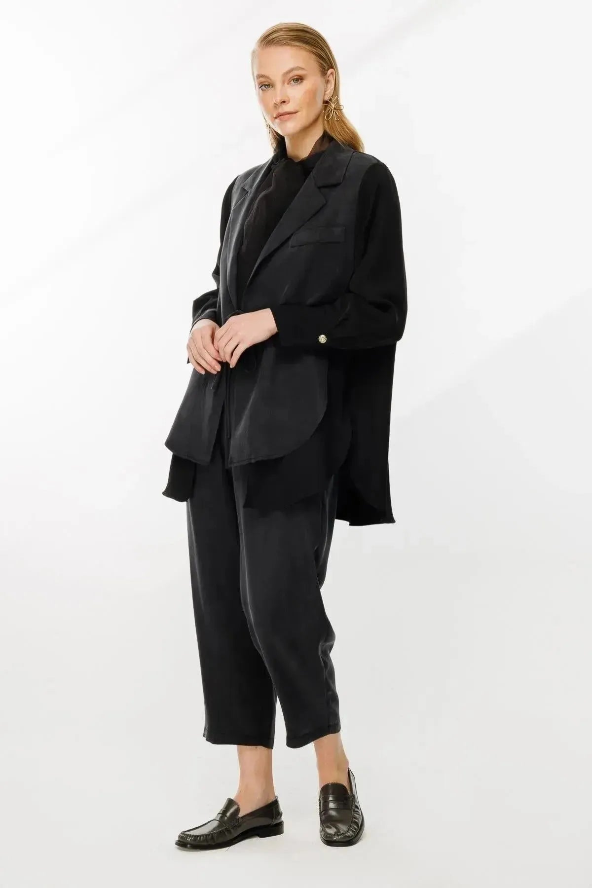 Tied Jacket and Trousers Double Suit