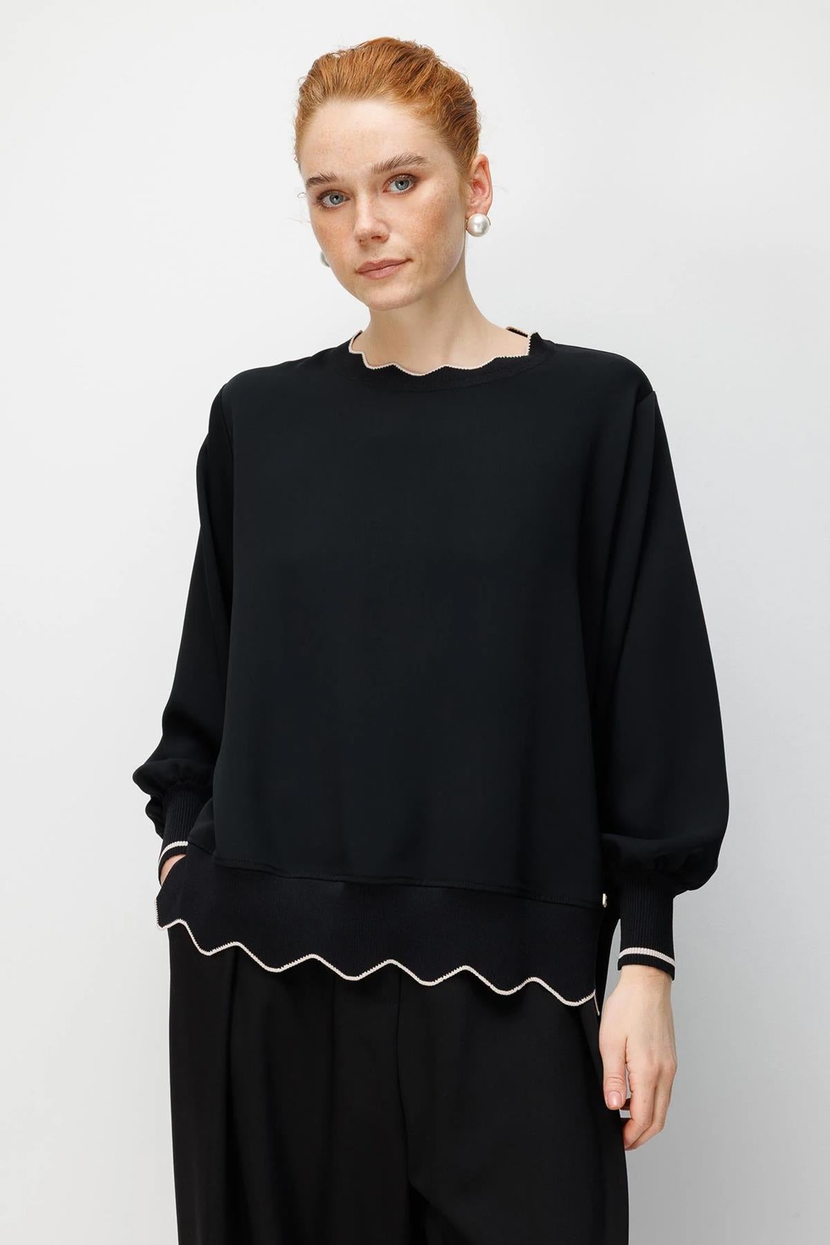 تونيك بتفاصيل ريبانا على الأكمام