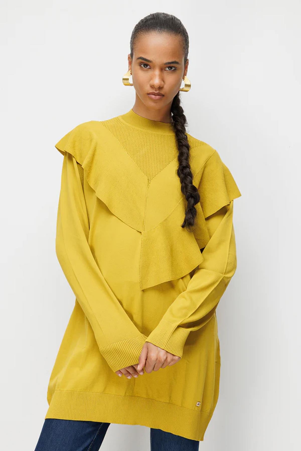 Ön Fırfır Detaylı Triko Tunik