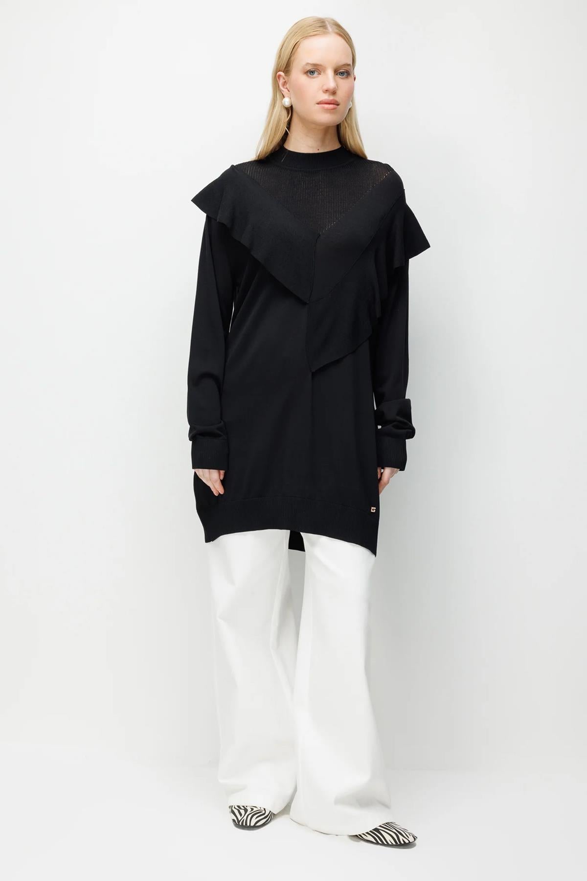 Ön Fırfır Detaylı Triko Tunik