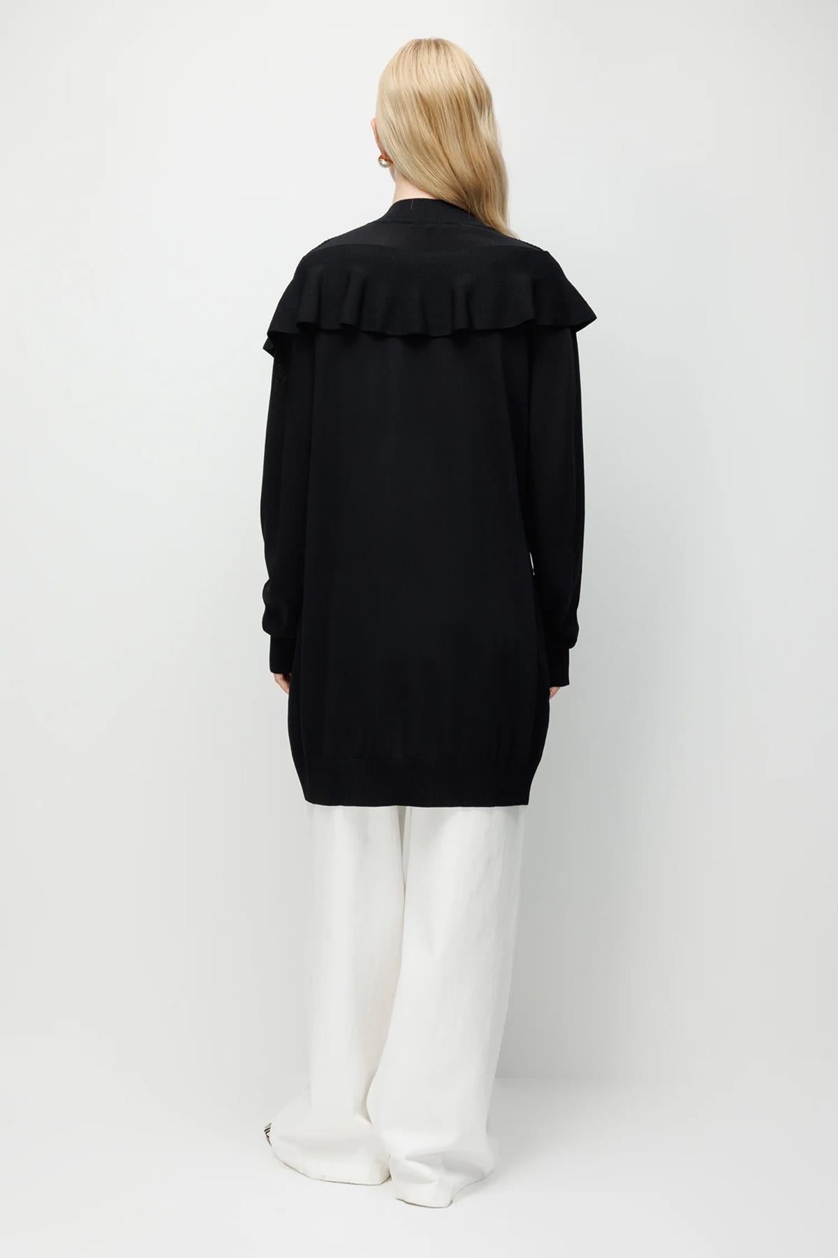 Ön Fırfır Detaylı Triko Tunik