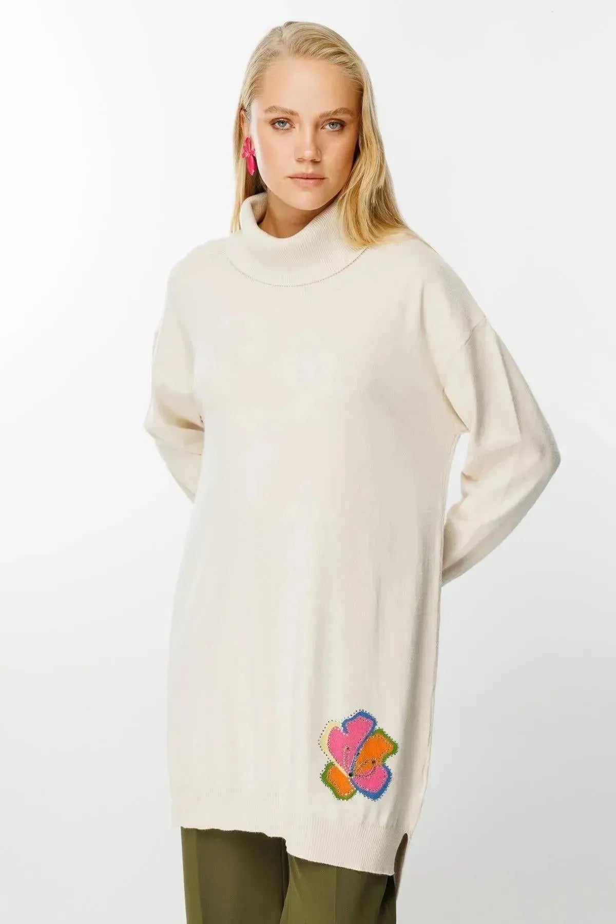 Cowl Neck Back Floral Patterned Knit Tunic