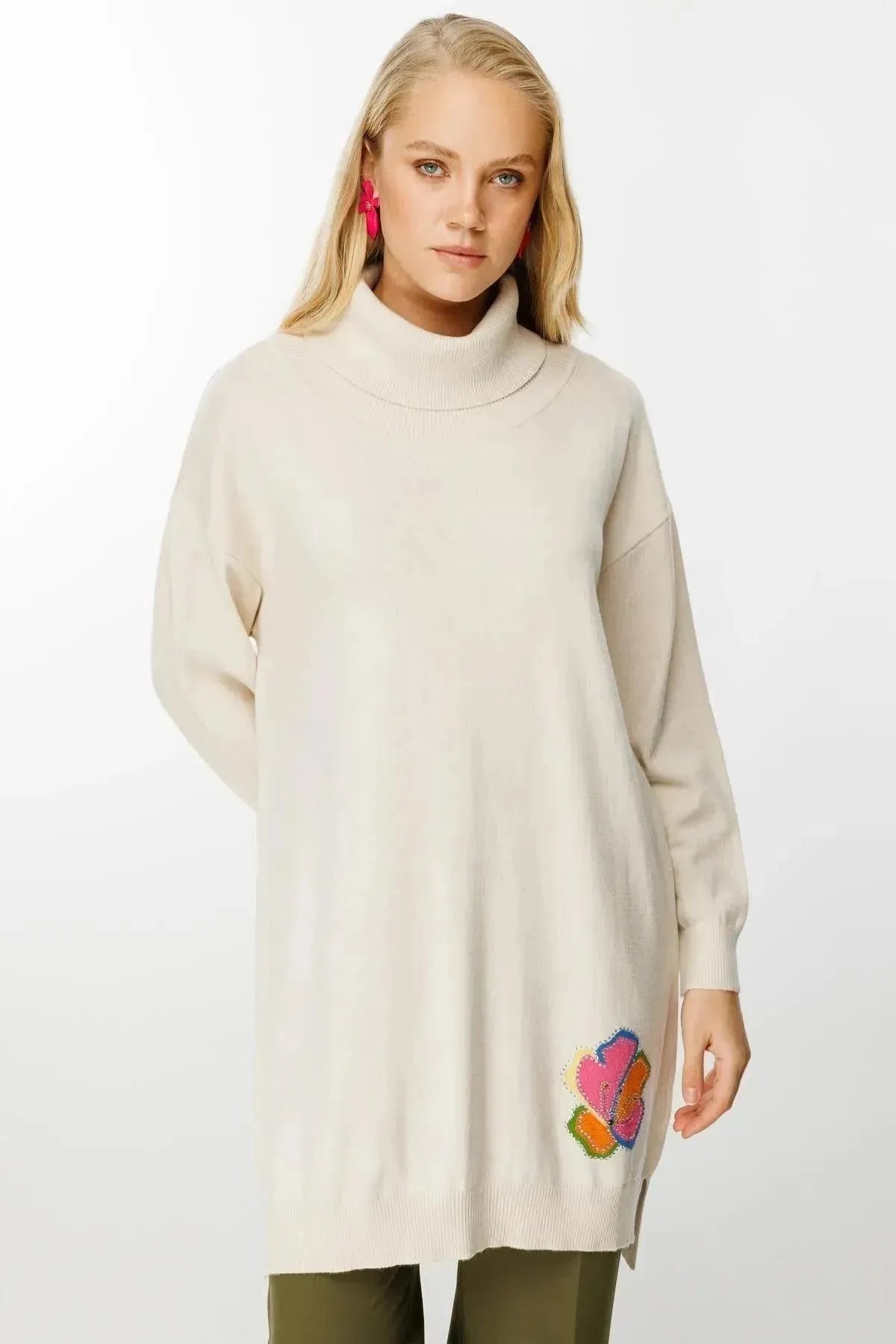 Cowl Neck Back Floral Patterned Knit Tunic