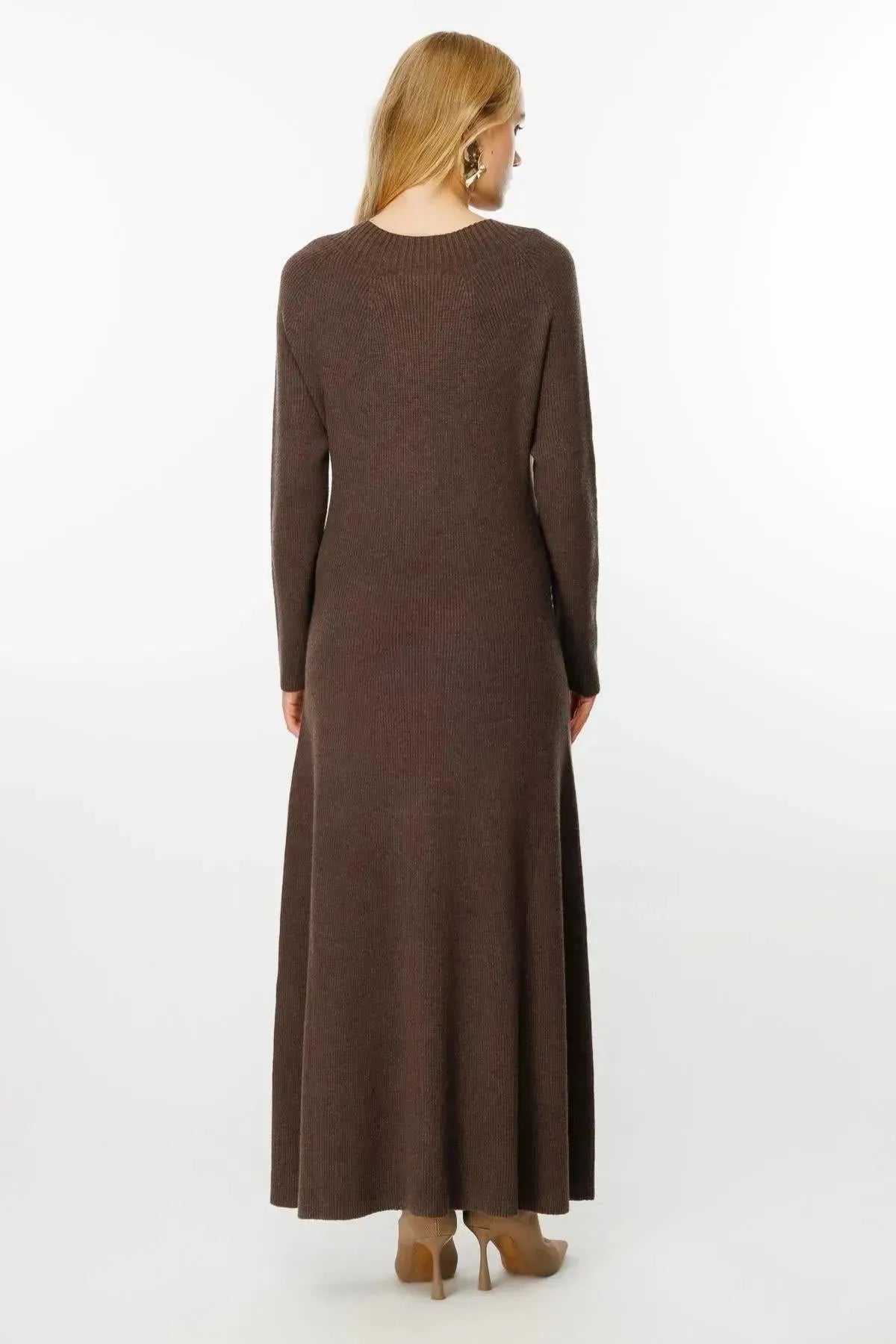 Knitted Dress with Brooch Detail on the Collar