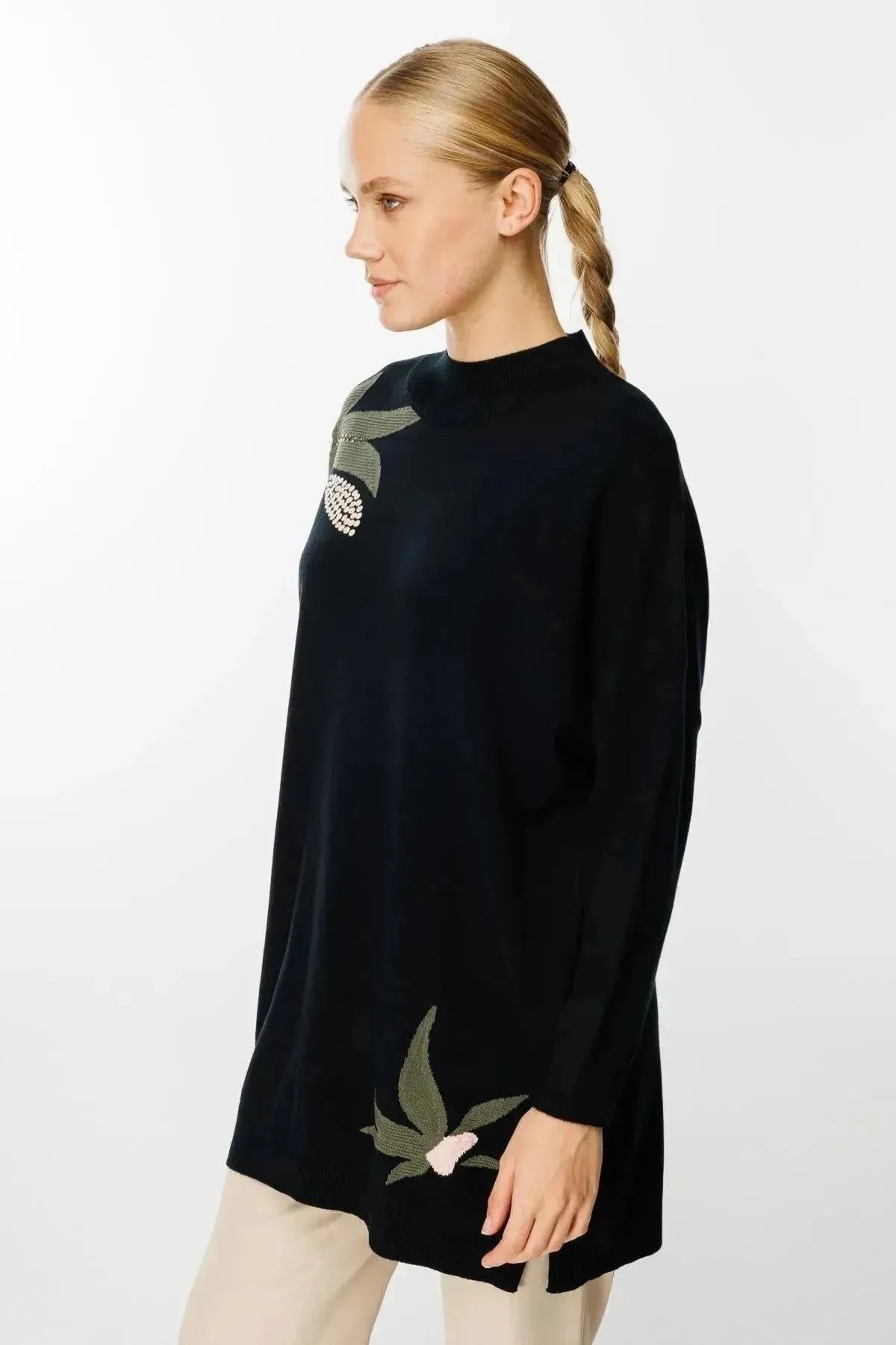 Leaf Patterned Knit Tunic