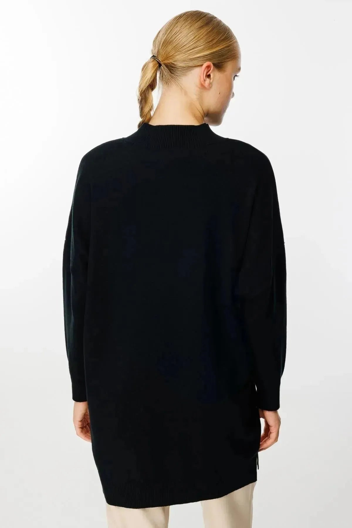 Leaf Patterned Knit Tunic