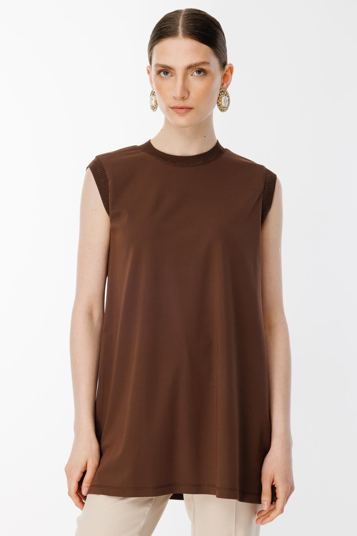 Sıfır Yaka Kolsuz Tunik