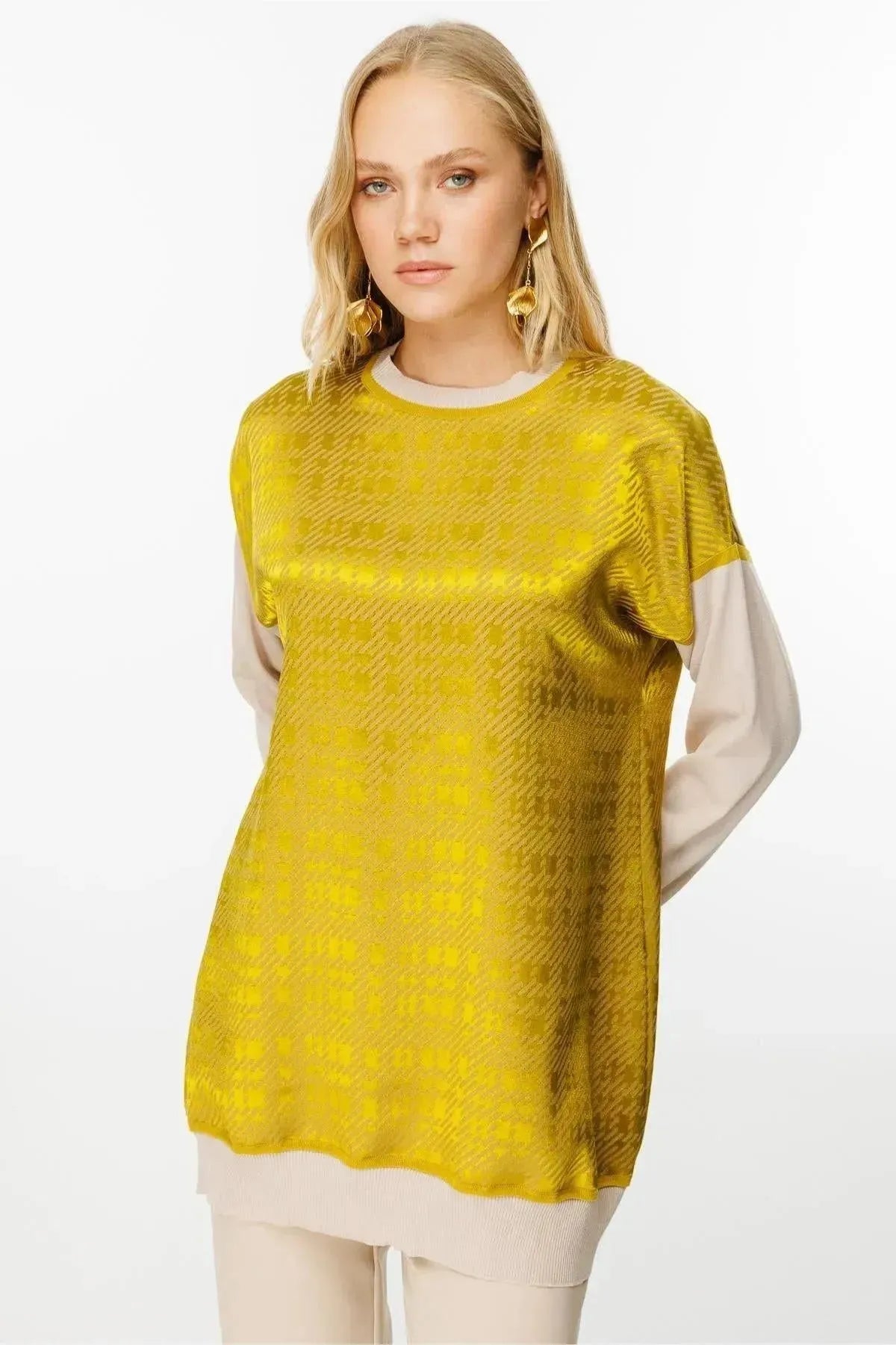 Two-Tone Square Patterned Tunic