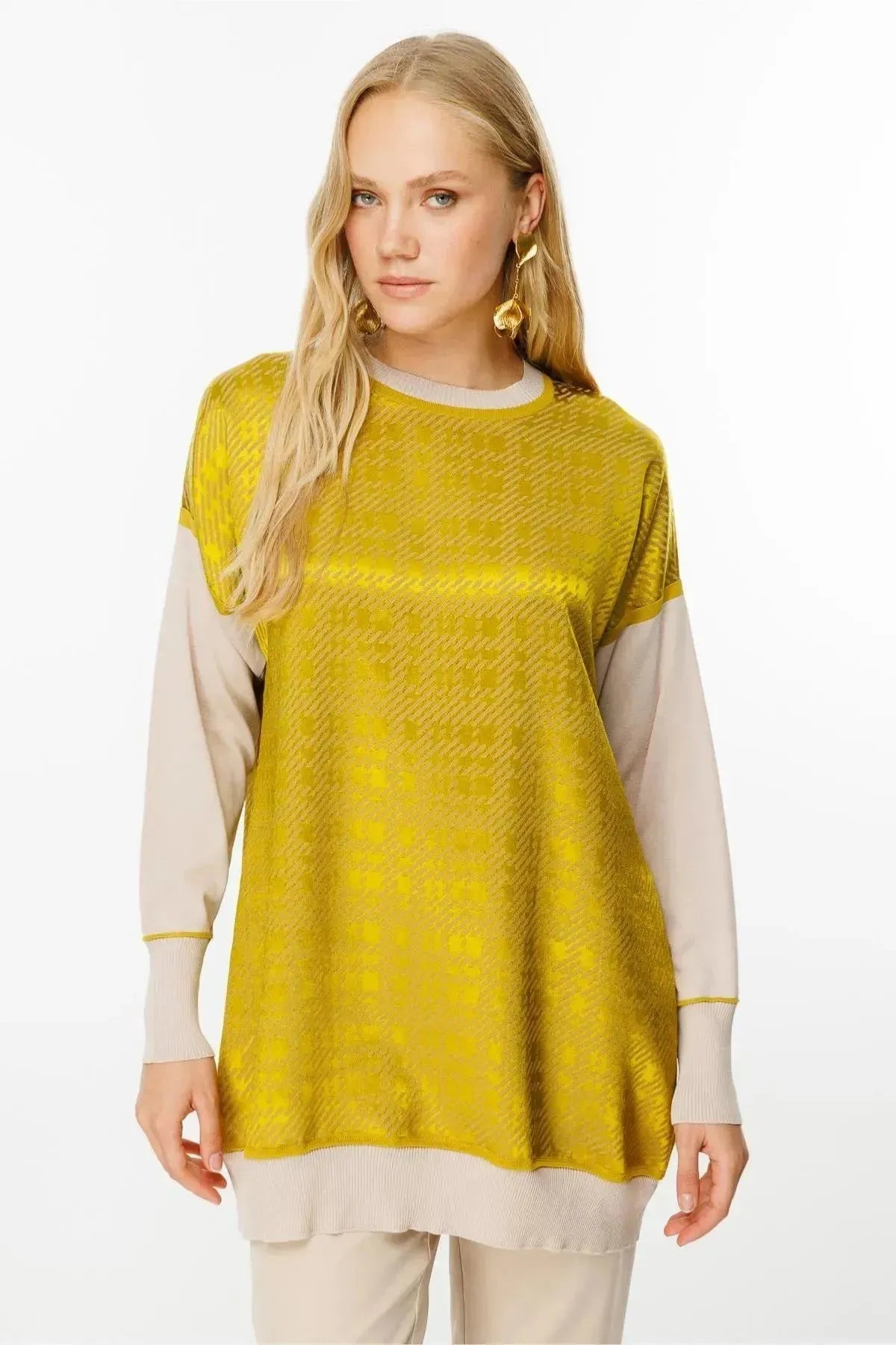 Two-Tone Square Patterned Tunic