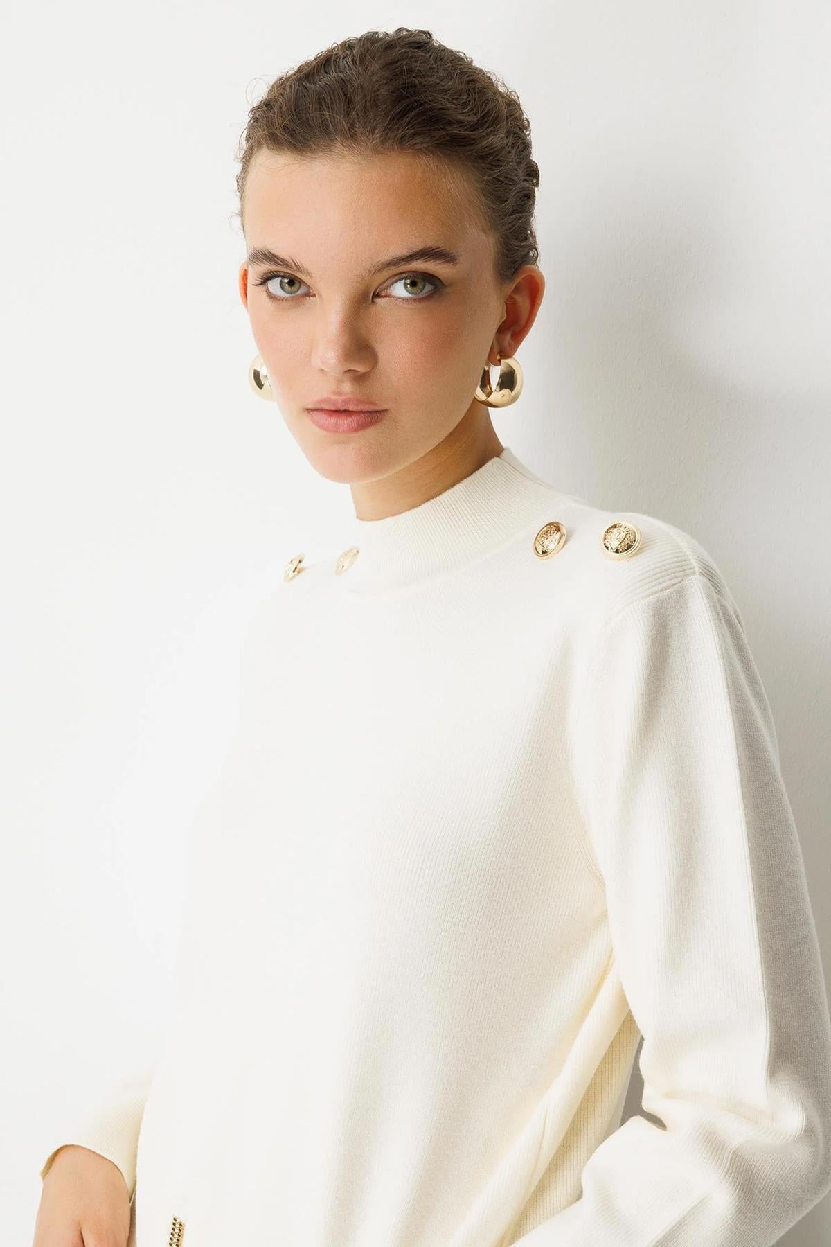 Metal Düğmeli Triko Kısa Tunik