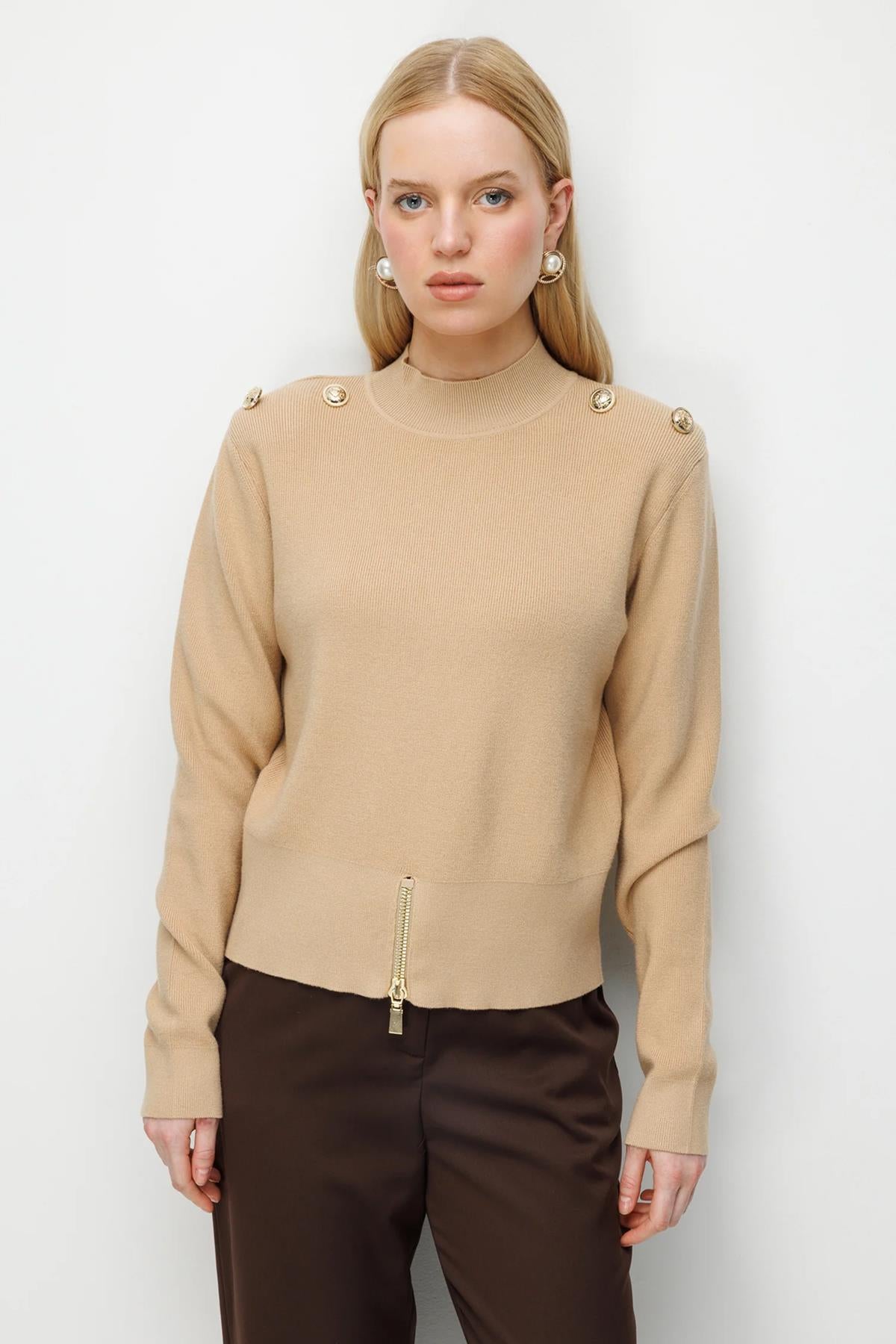 Metal Düğmeli Triko Kısa Tunik