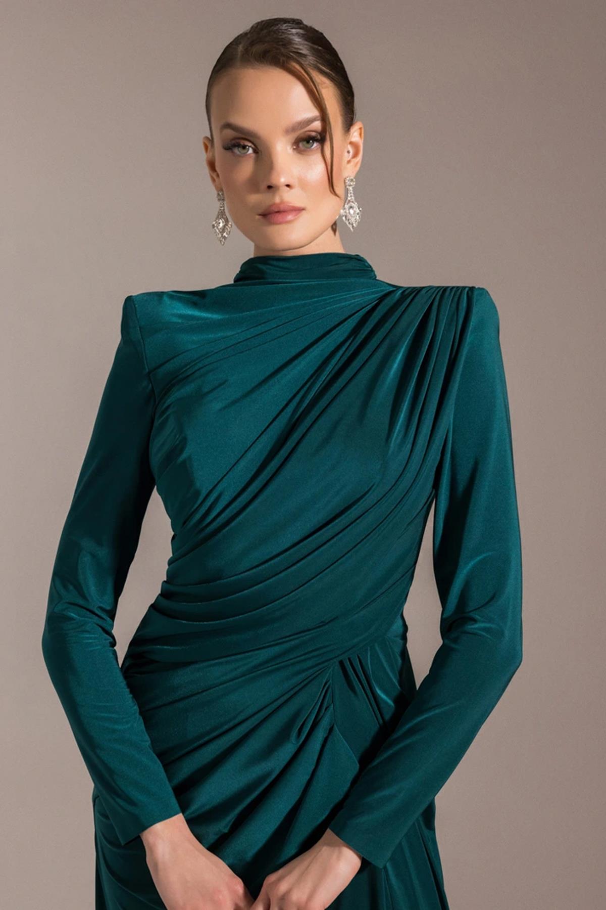 Flower Detailed Slit Evening Dress