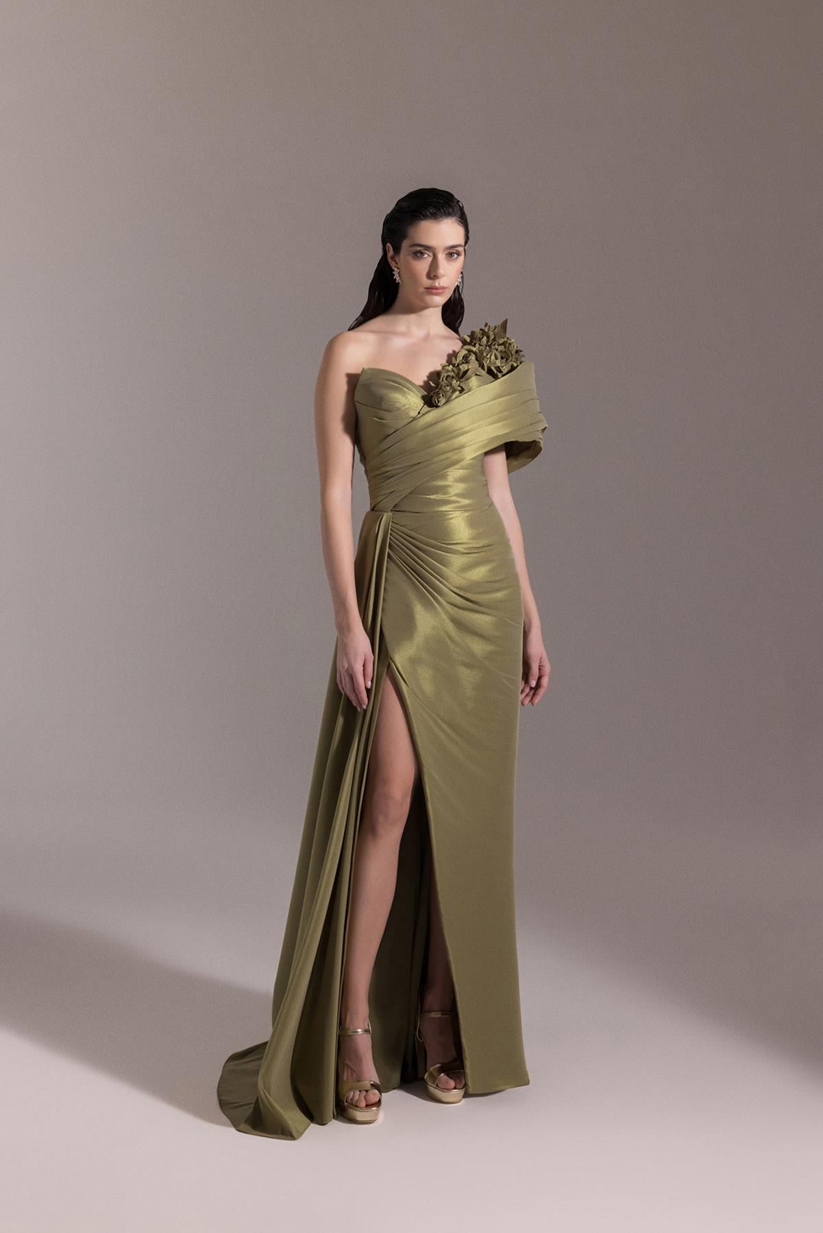 One Shoulder Flower Detailed Slit Evening Dress