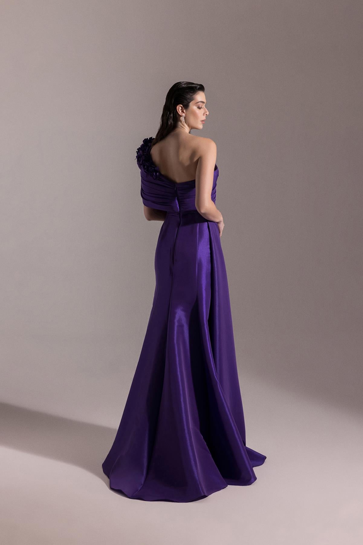 One Shoulder Flower Detailed Slit Evening Dress