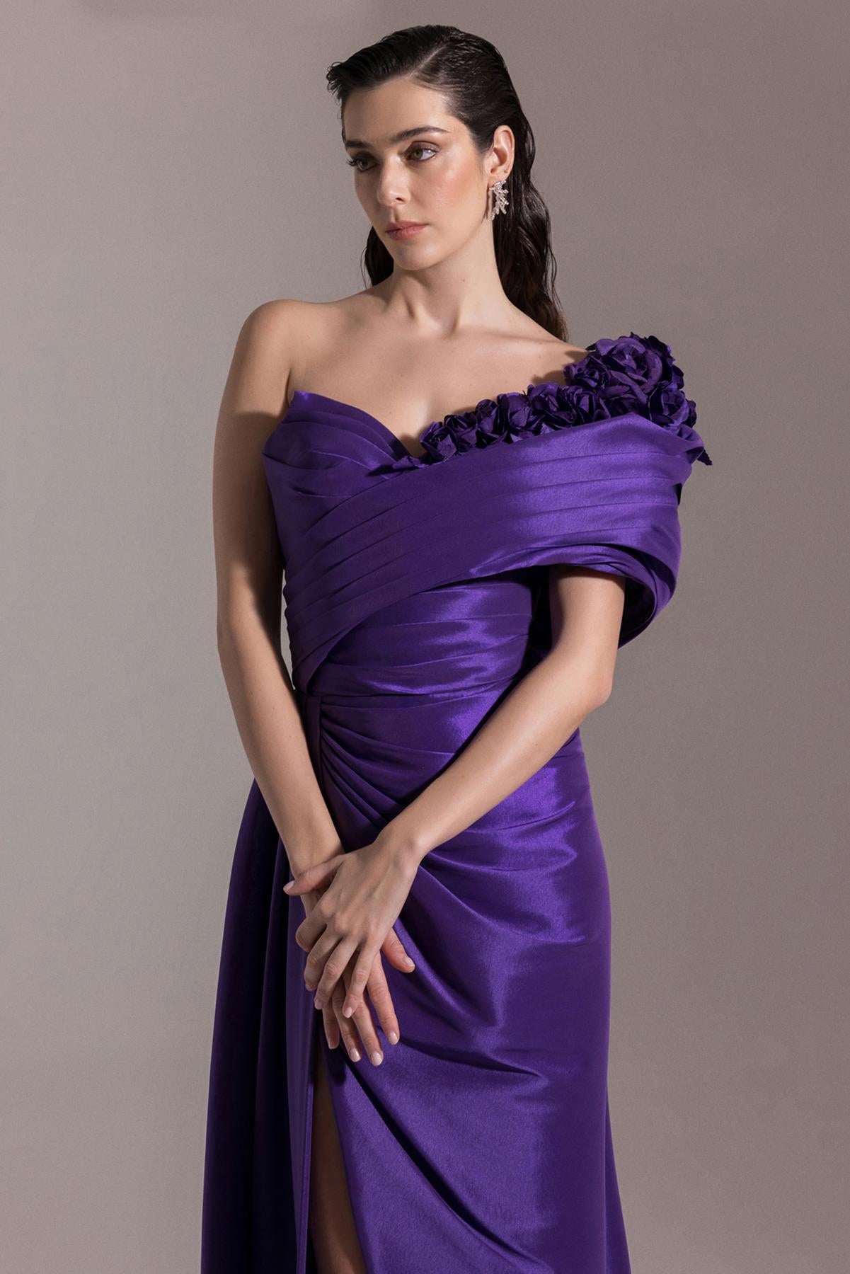 One Shoulder Flower Detailed Slit Evening Dress