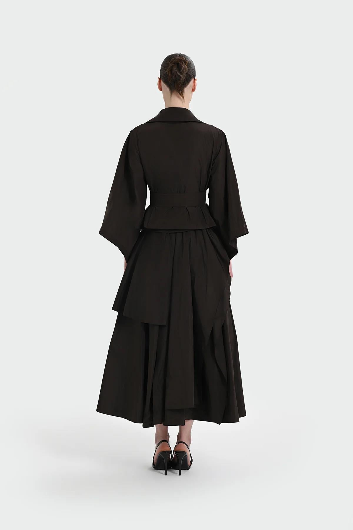 Asimetrik Volan Detaylı Etek