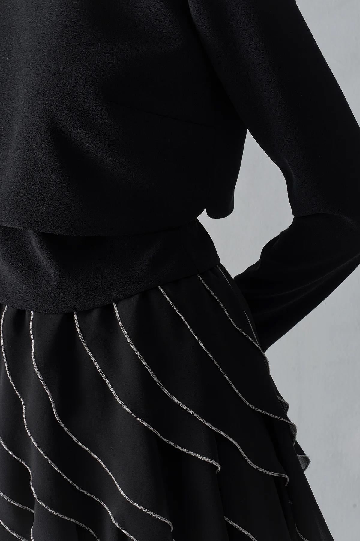 Eteği Fırfır Detaylı Beli Fiyonklu Bluz Takım