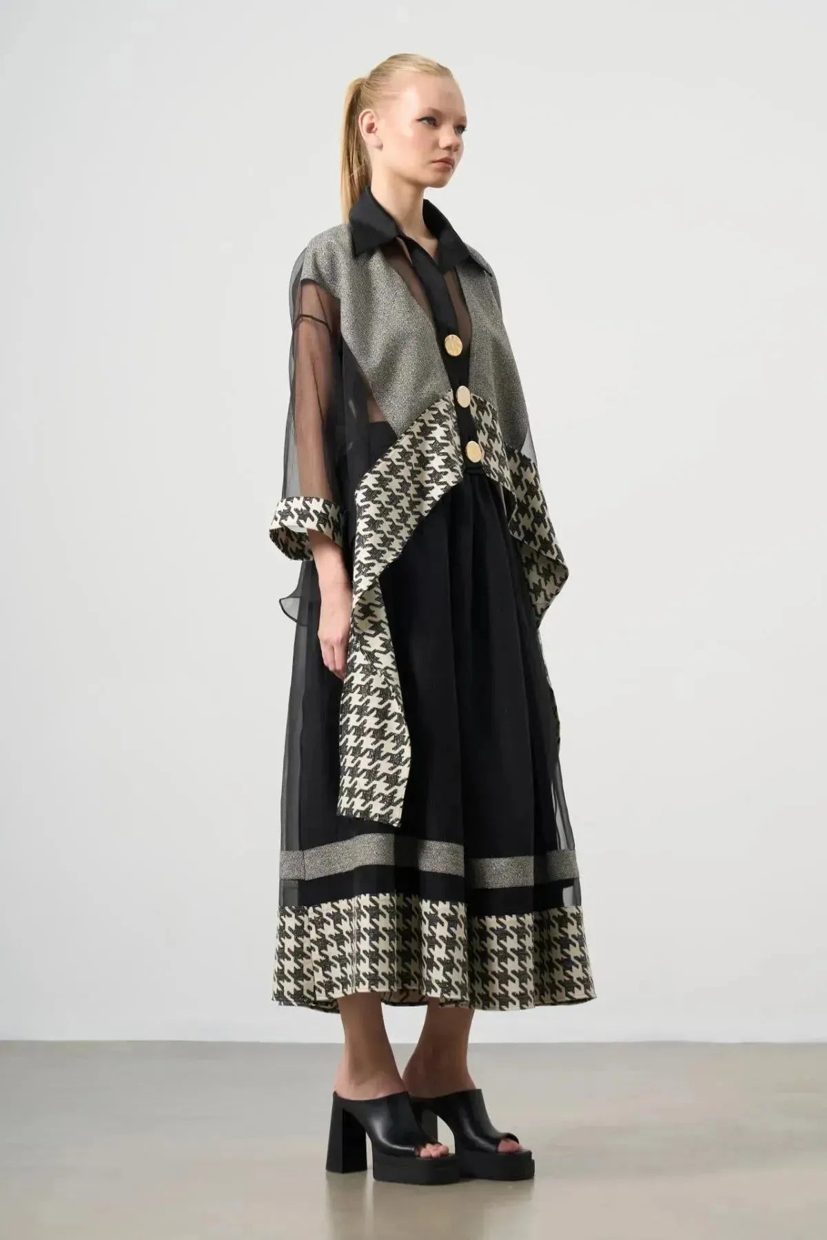 Houndstooth Patterned Chiffon Blouse