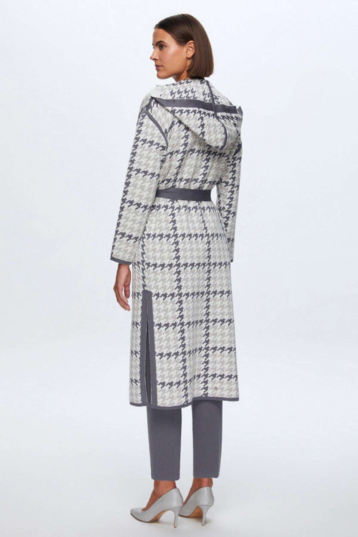 Kazayağı Desenli Kuşaklı Kapüşonlu Uzun Hırka