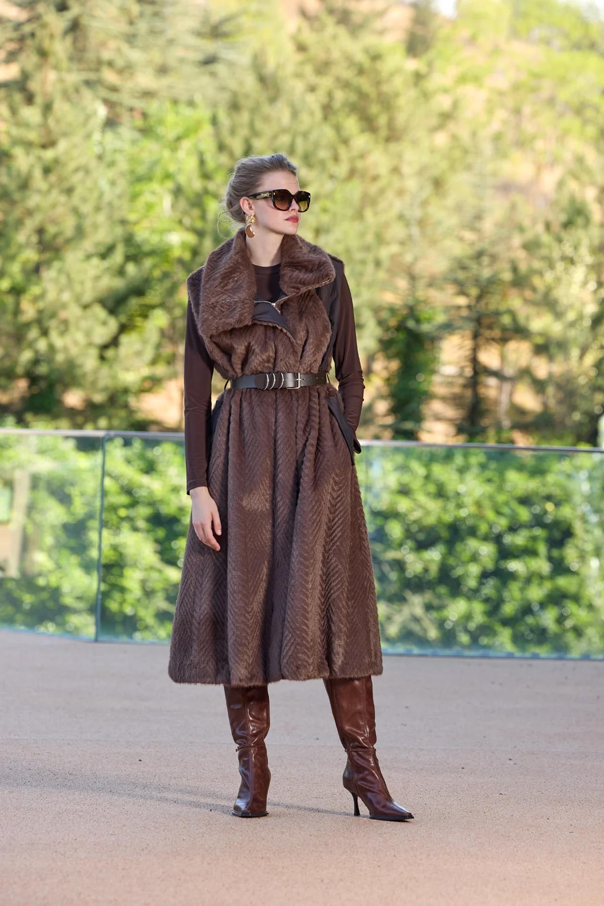 Beli Kemerli Fermuarlı Kürk Uzun Yelek