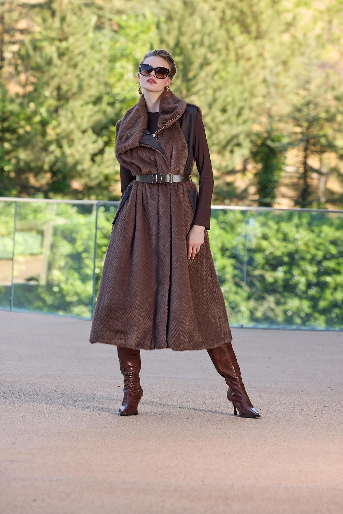 Beli Kemerli Fermuarlı Kürk Uzun Yelek