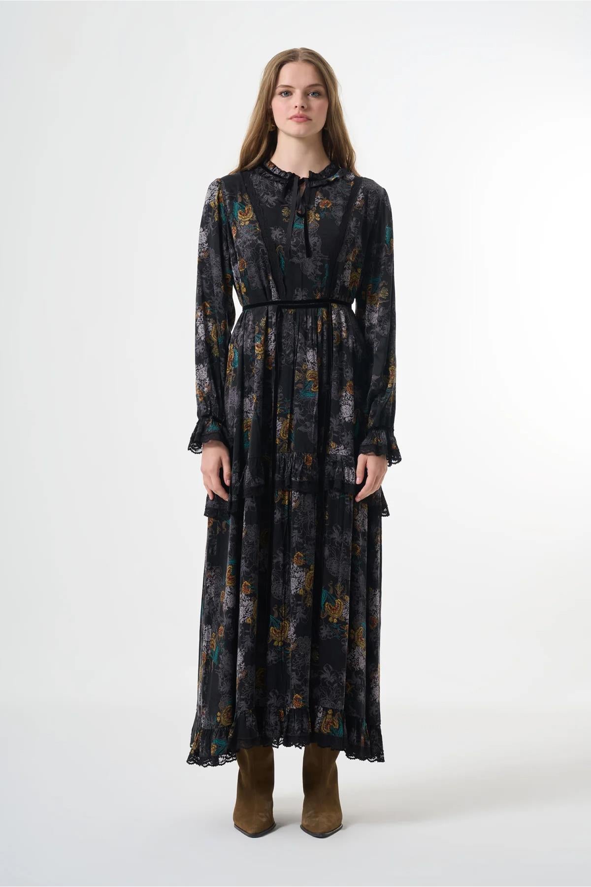 Jacquard Cupro Dress with Lace Collar