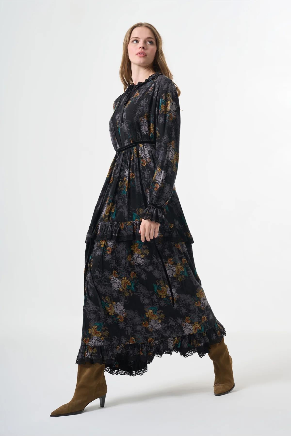 Jacquard Cupro Dress with Lace Collar