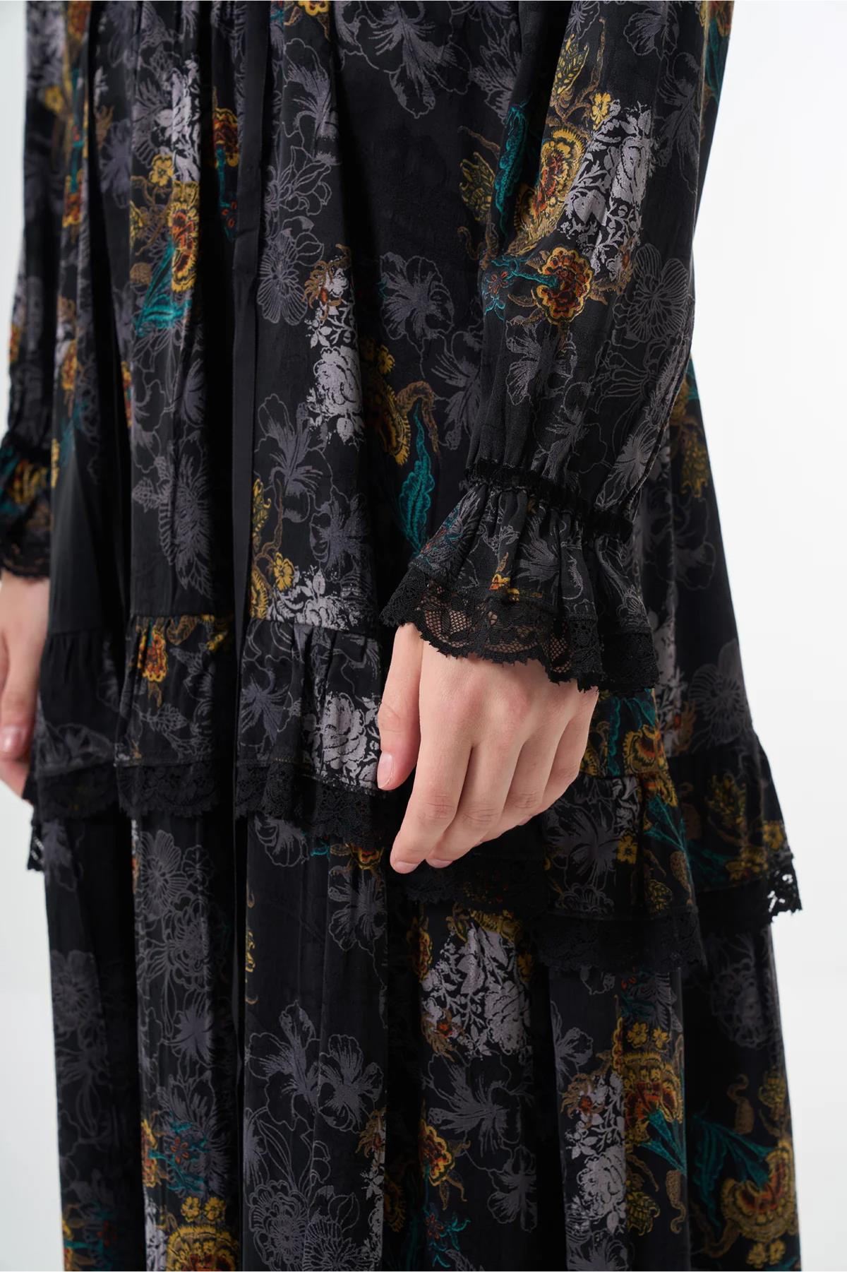Jacquard Cupro Dress with Lace Collar