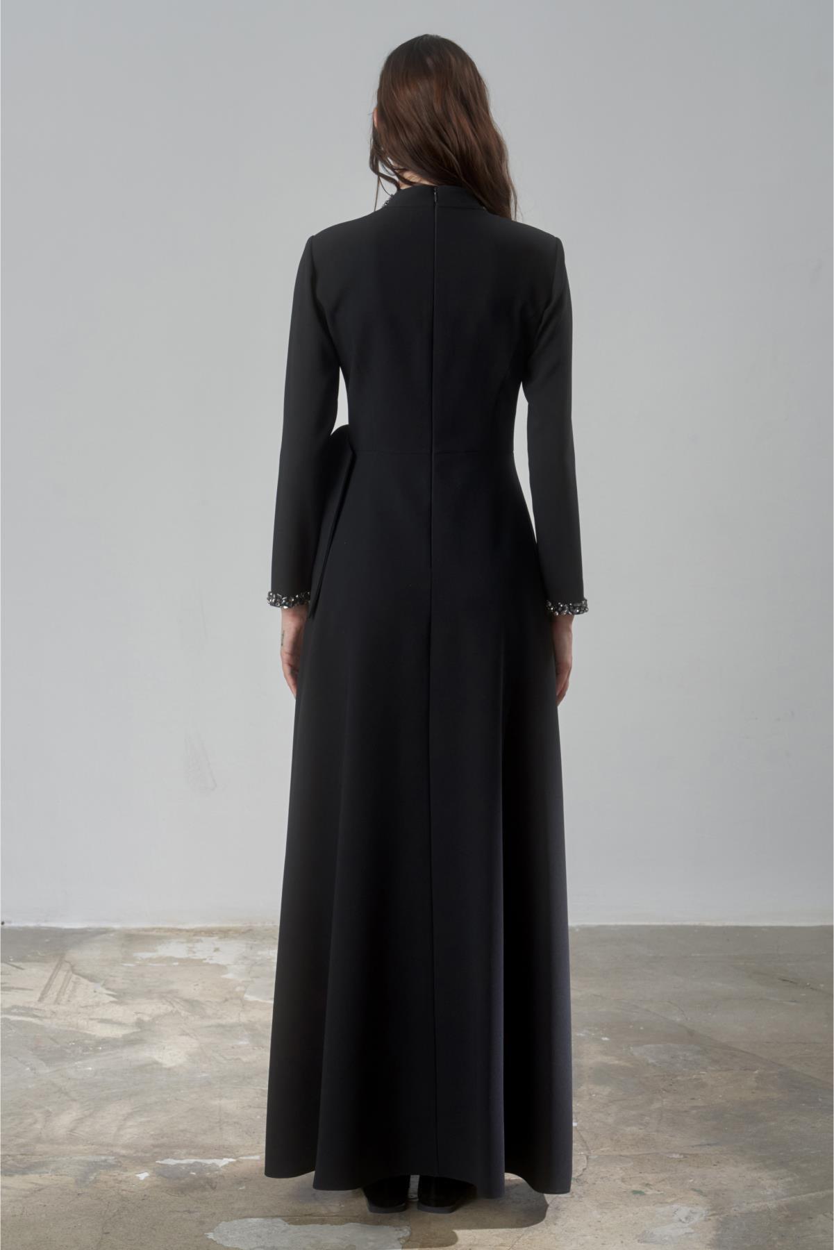 Ön Kurdela Yaka Güneş Taş Kol Taş İşli Elbise - Eser Giyim