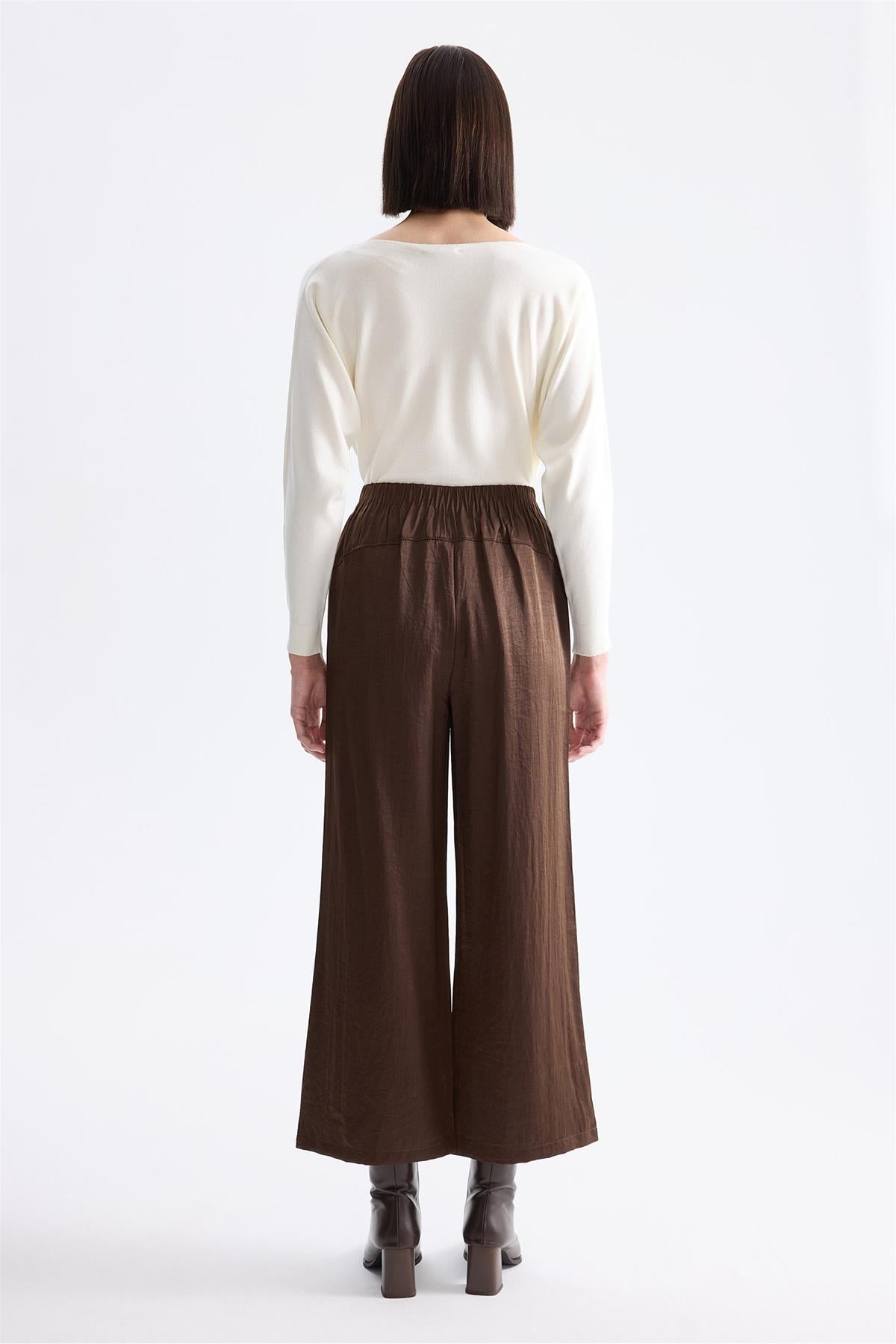 Elastic Waist Wide-Leg Trousers