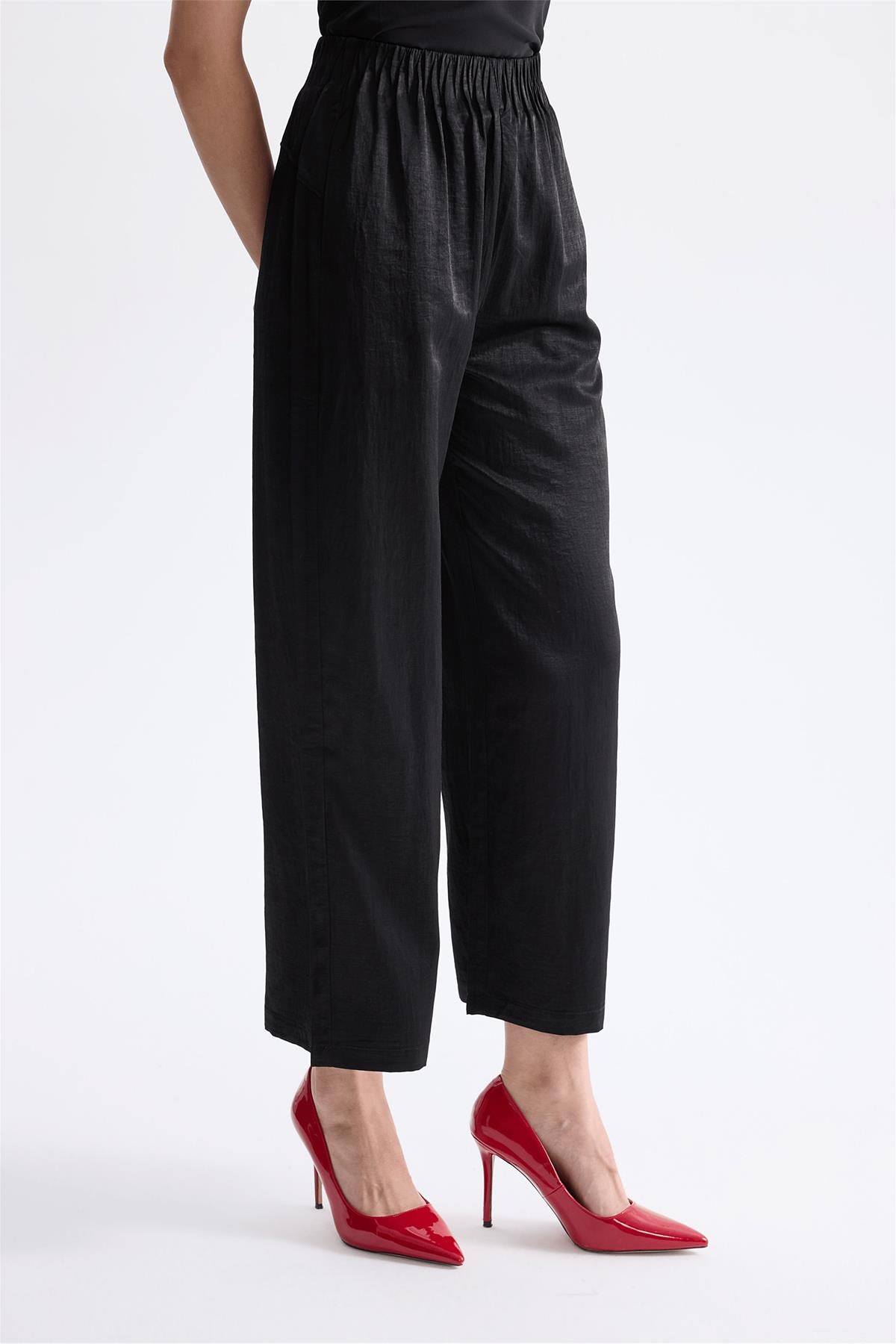 Elastic Waist Wide-Leg Trousers