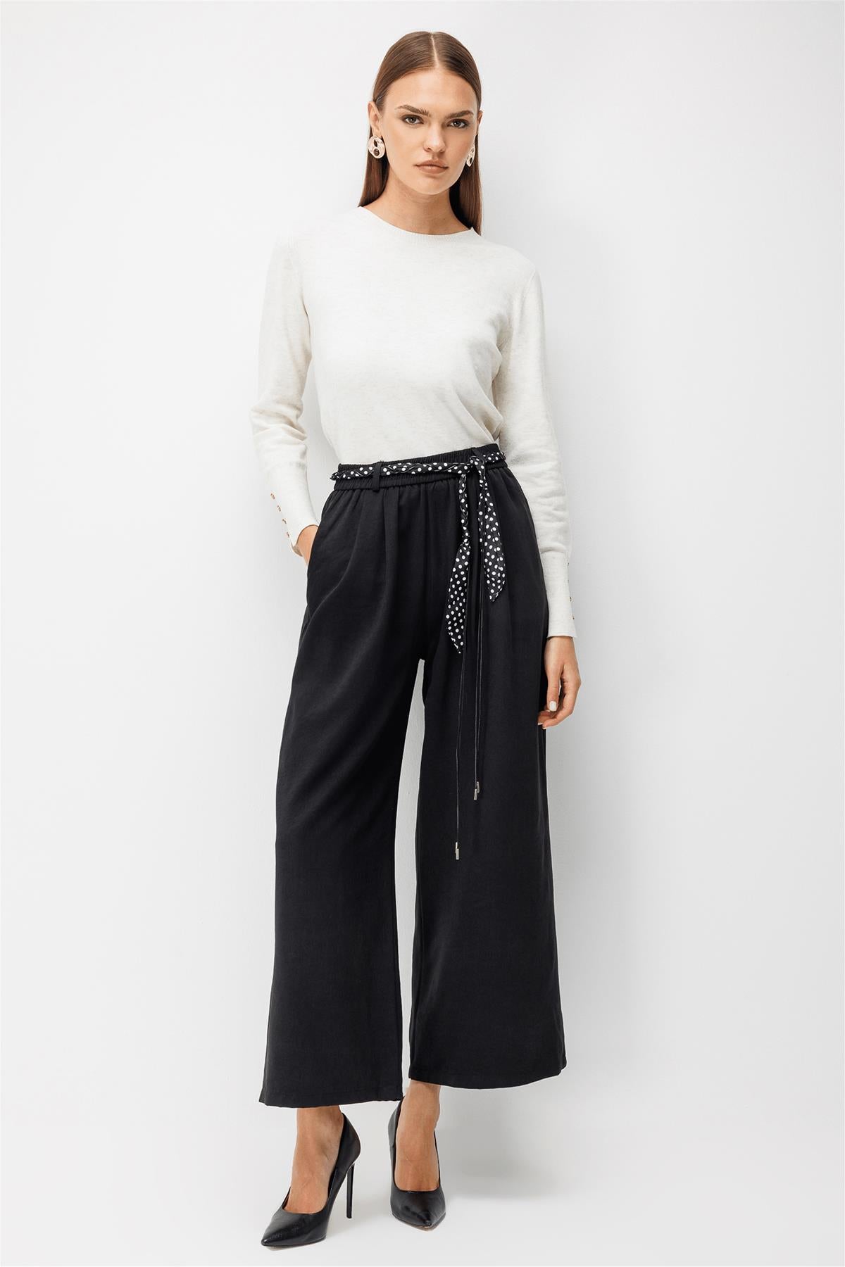 Wide-Leg Trousers with a Waist Scarf