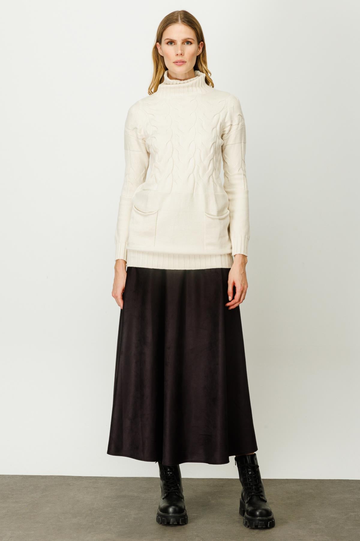 Balıkçı Yaka Cepli Kadın Kazak