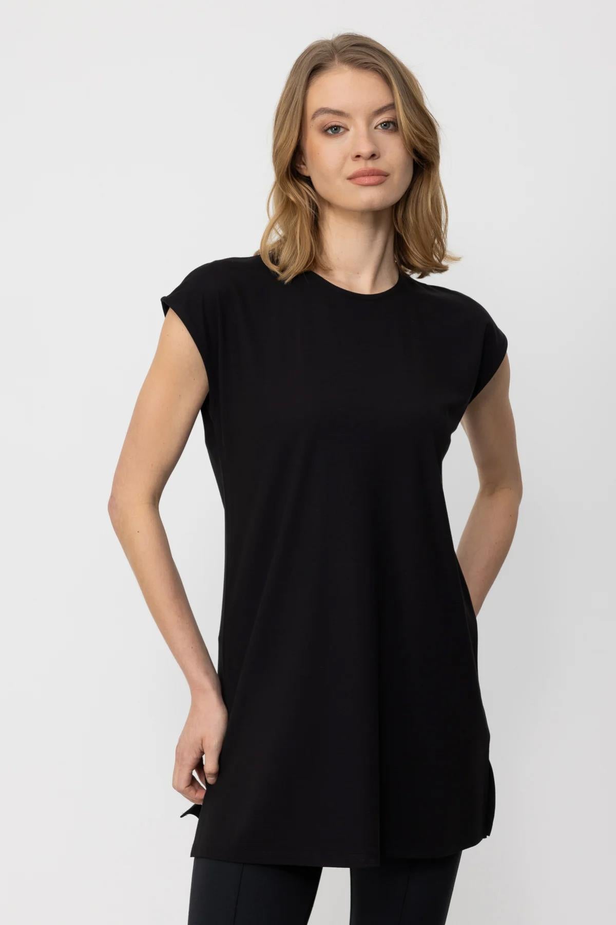 Sıfır Yaka Uzun Basıc Tunik Bluz