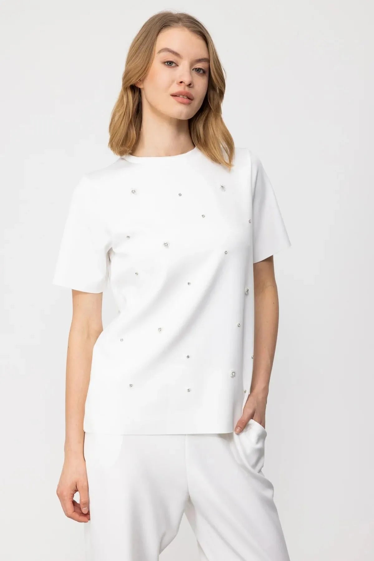 Zero Collar Front Stone and Flower Detailed Short Sleeve Blouse