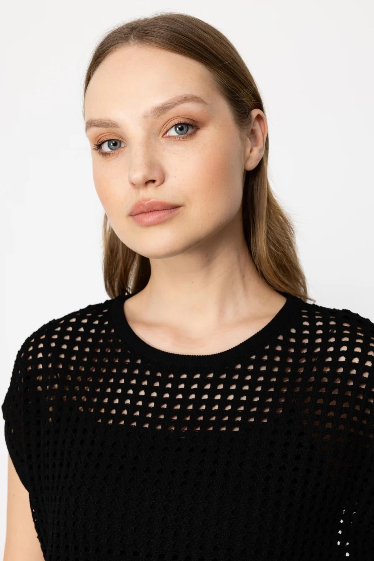 Fishnet Knitted Short Sleeve Knitwear Blouse