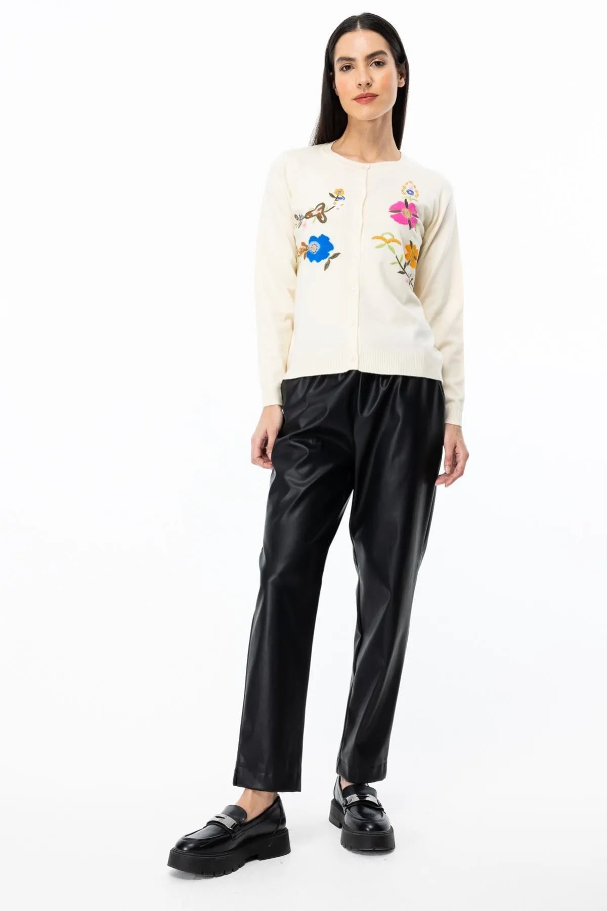 Embroidered Buttoned Cardigan