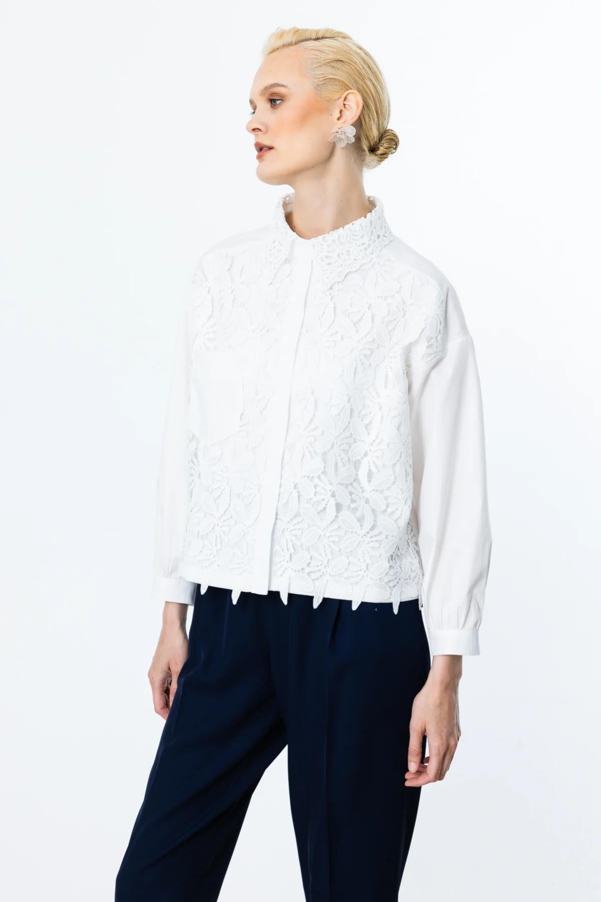 Long Sleeve Cotton Shirt with Lace Collar and Front