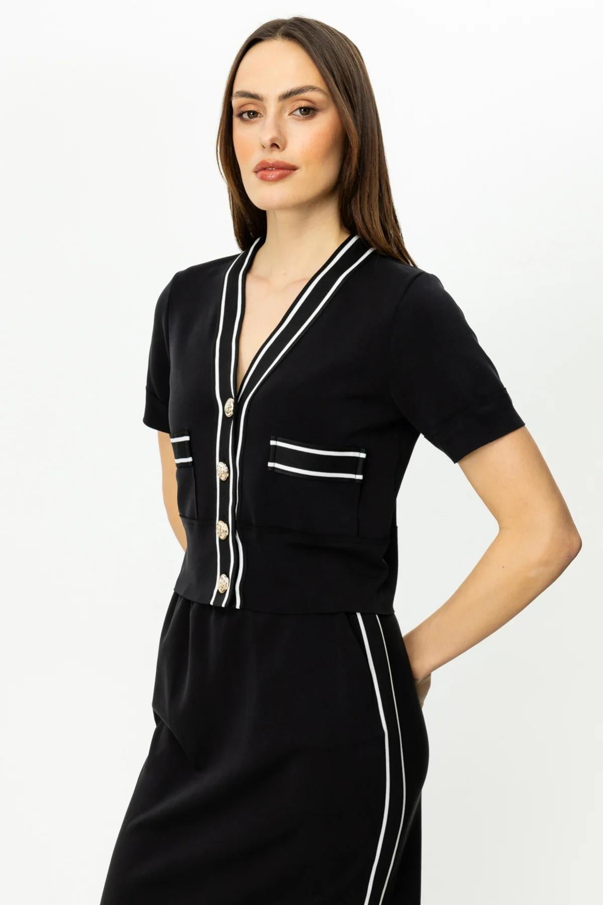 Pocket Detailed Ribbed Short Sleeve Blouse